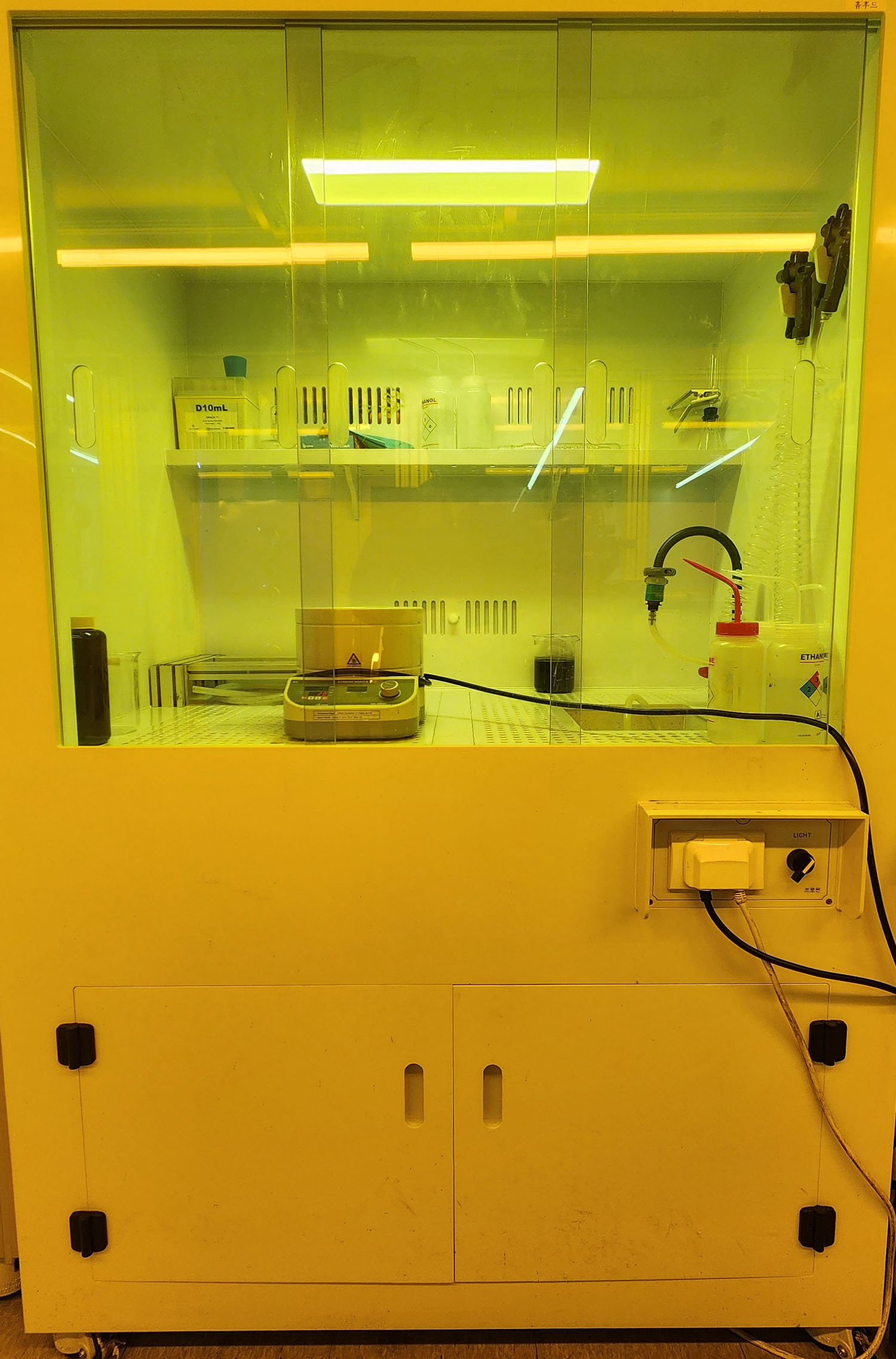 Fume Hood